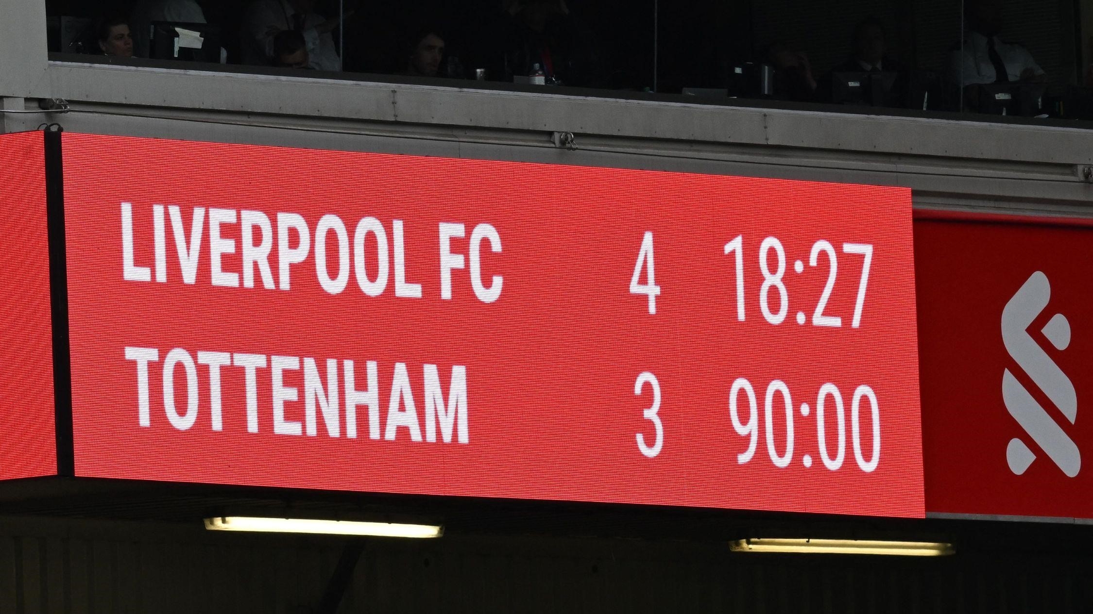 Liverpool gana de último minuto al Tottenham en vibrante partido de Premier League