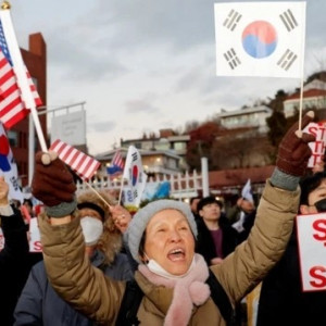 Corea del Sur: fracasa el intento de arresto contra el suspendido presidente tras un dramático enfrentamiento con las fuerzas de seguridad