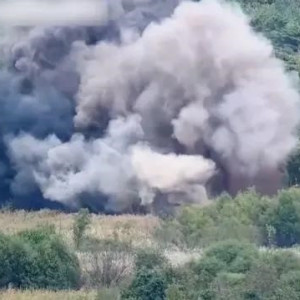 Corea del Norte vuela con explosivos carreteras y vías hacia el Sur para 